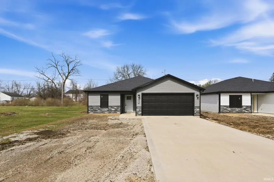 3825 Clermont Avenue, Fort Wayne, IN 46806 - #2