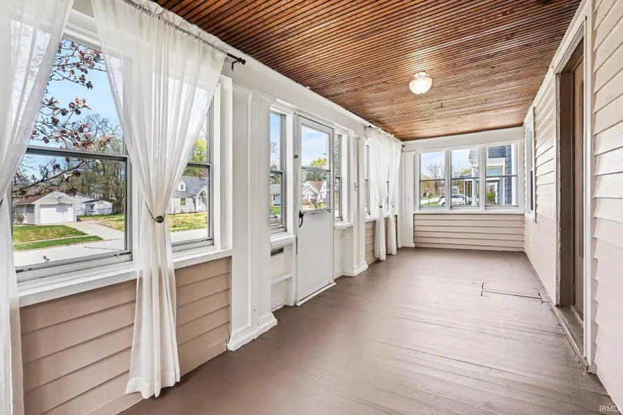 1406 Longfellow Avenue, South Bend, IN 46615 - #3