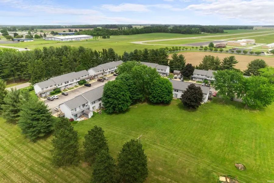 652 Northgate Circle, Rochester, IN 46975 - #2