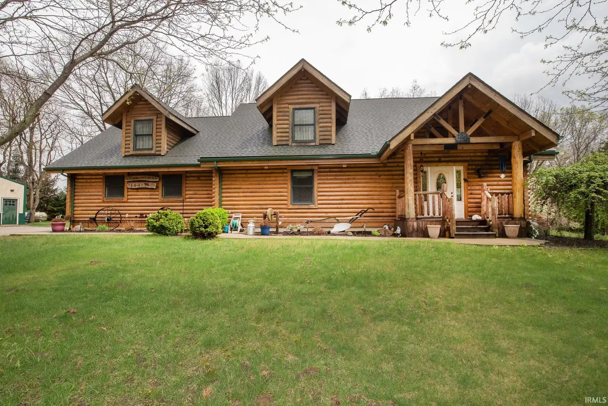 8647 N 1450 E, Royal Center, IN 46978 - #1