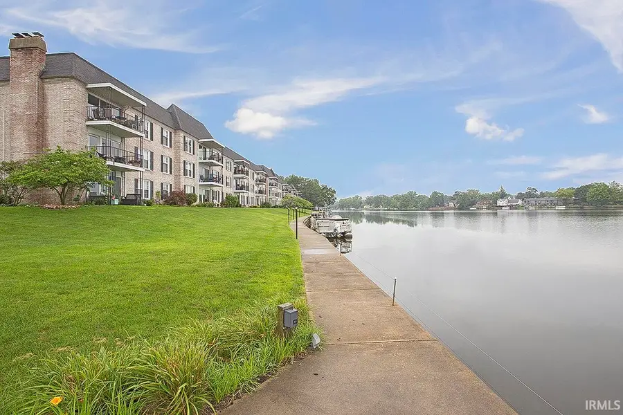 1077 Greenleaf Boulevard #101, Elkhart, IN 46514 - #2