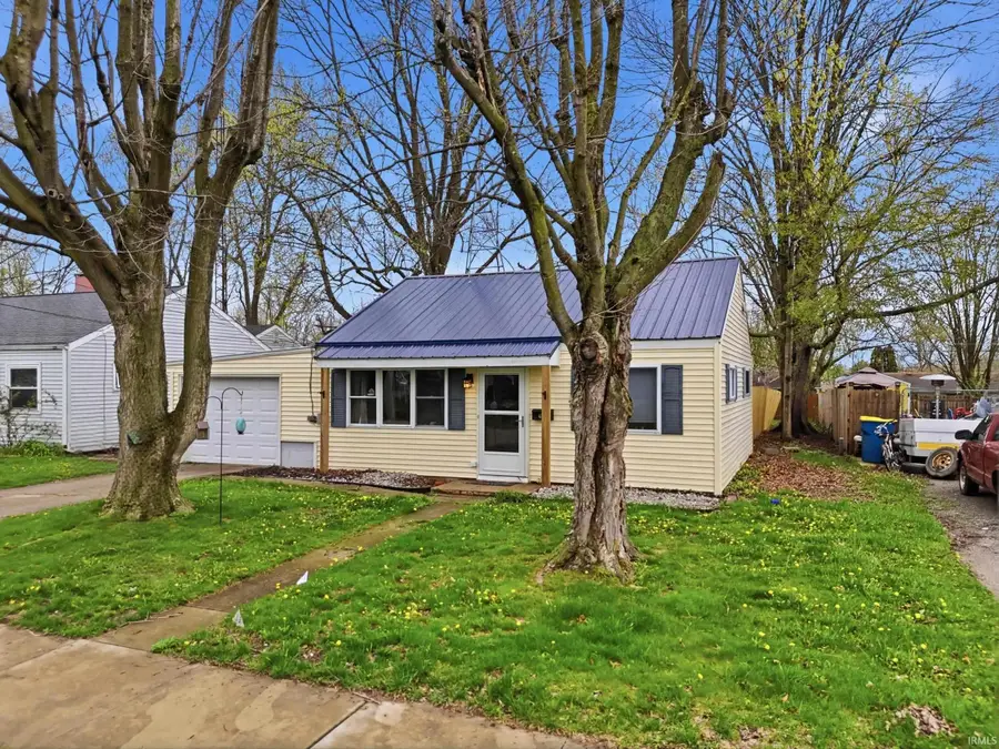 611 Randolph Street, Angola, IN 46703 - #3