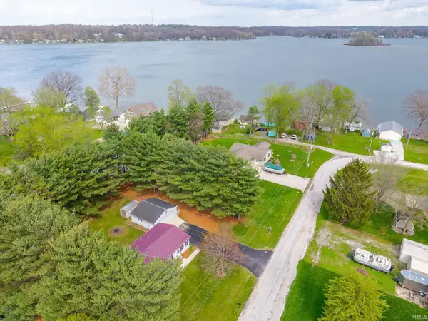 54 EMS D21c Lane, Syracuse, IN 46567