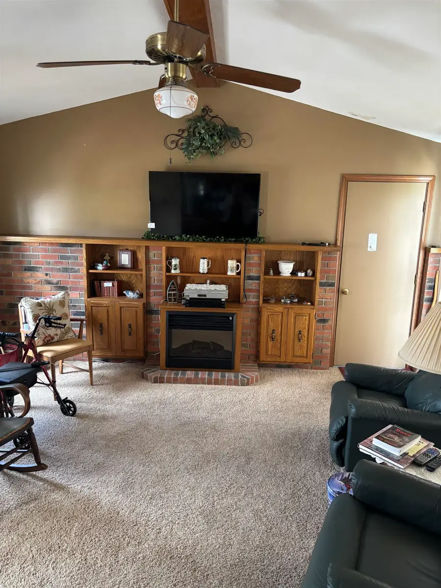 195 N 1075 W, Angola, IN 46703 - #3