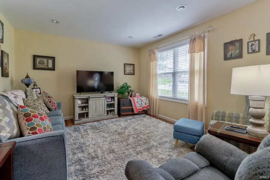 308 & 310 E Spruce Street, Petersburg, IN 47567 - #2