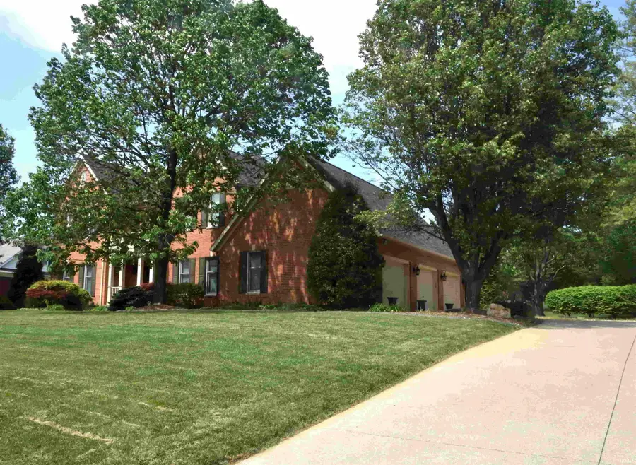 1332 Cobblestone Road, Jasper, IN 47546 - #2