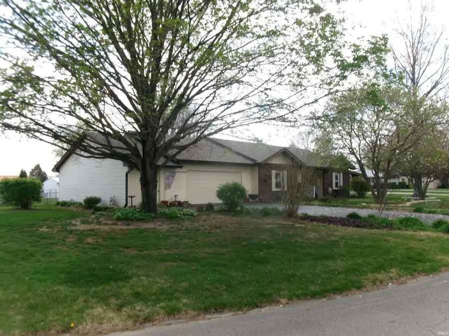 1514 Heather Lane, Covington, IN 47932 - #3