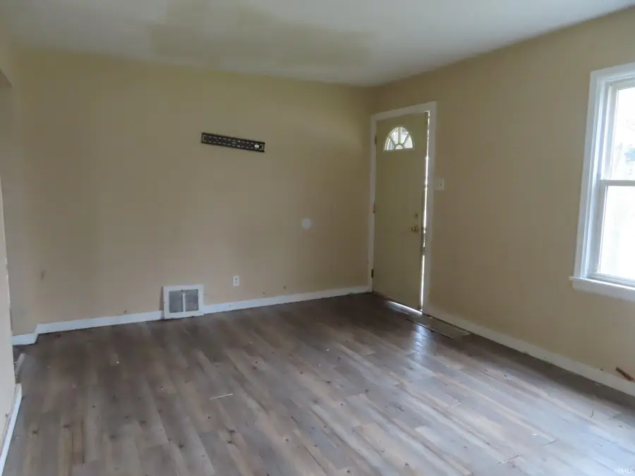 2824 Calhoun Street, South Bend, IN 46628 - #3