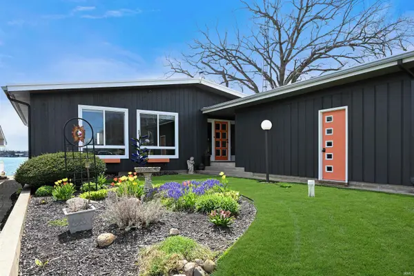 1043 E Northshore Drive, Syracuse, IN 46567