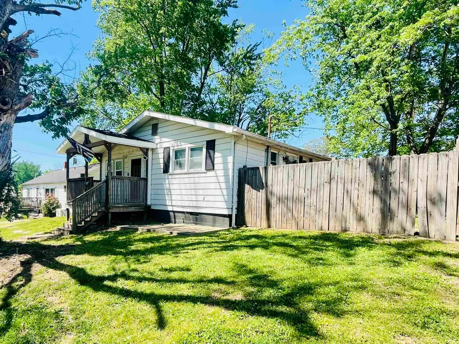 618 E Short Elm Street, Boonville, IN 47601 - #3