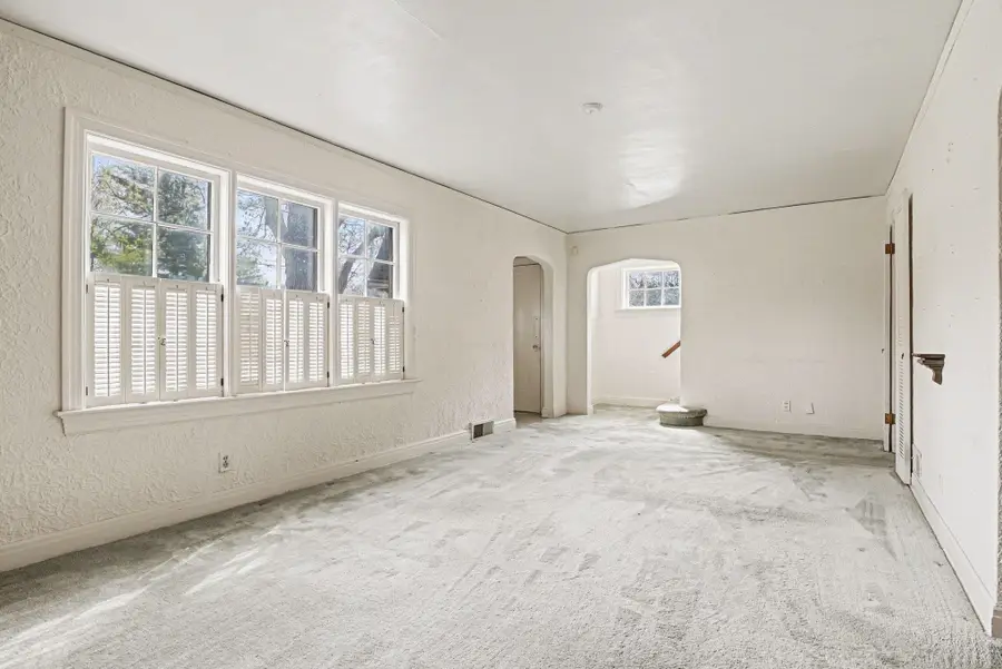 1707 W Hamilton Street, South Bend, IN 46628 - #3