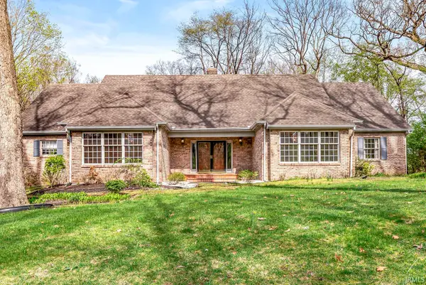 2239 Topswood Lane, South Bend, IN 46614