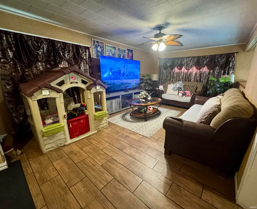 2419 Stadium Drive, Logansport, IN 46947 - #3