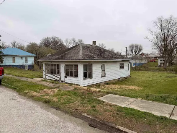1004 N Washington Street, Bicknell, IN 47512