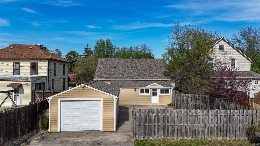 736 N Lafontaine Street, Huntington, IN 46750 - #3