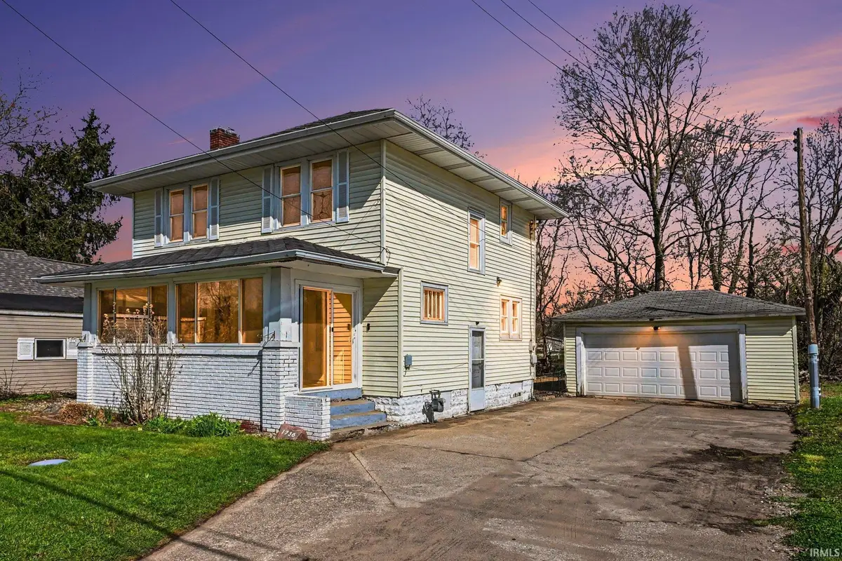 1736 Lincolnway W, Osceola, IN 46561 - #1