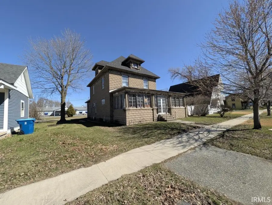 323 Roosevelt Road, Walkerton, IN 46574 - #2