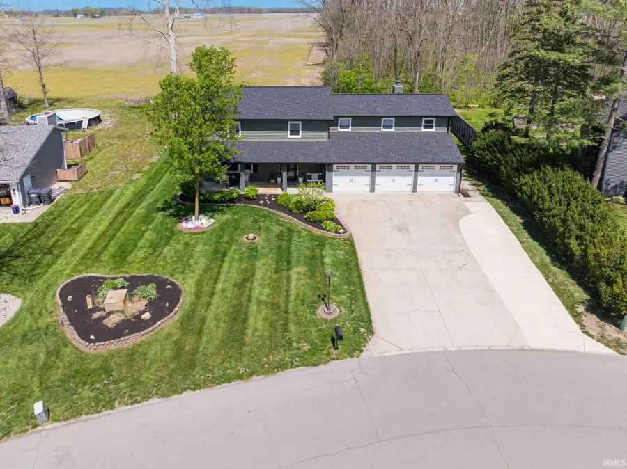 2200 W Pineview Drive, Muncie, IN 47303 - #2