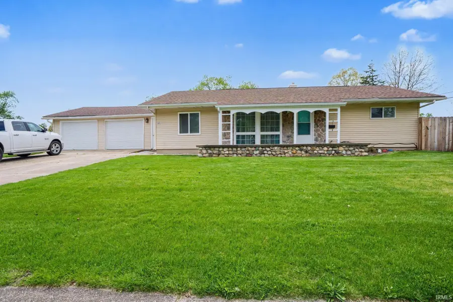 1207 Manchester Drive, South Bend, IN 46615 - #2