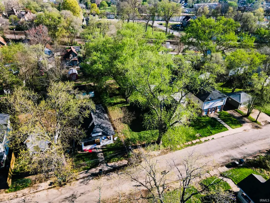 1213 E Indiana Avenue, South Bend, IN 46613 - #3