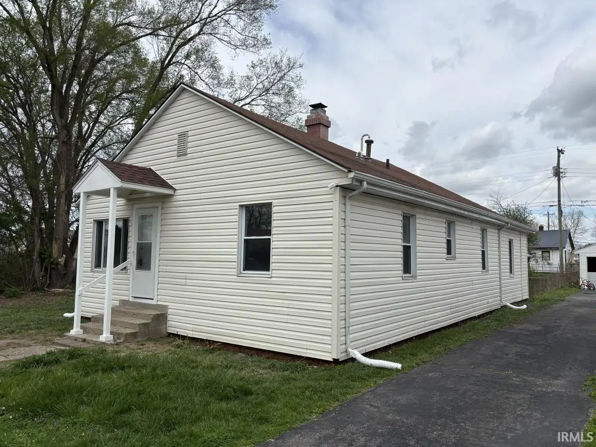 1206 W 15th Street, Muncie, IN 47302 - #1