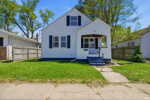 742 S 26th Street, South Bend, IN 46615