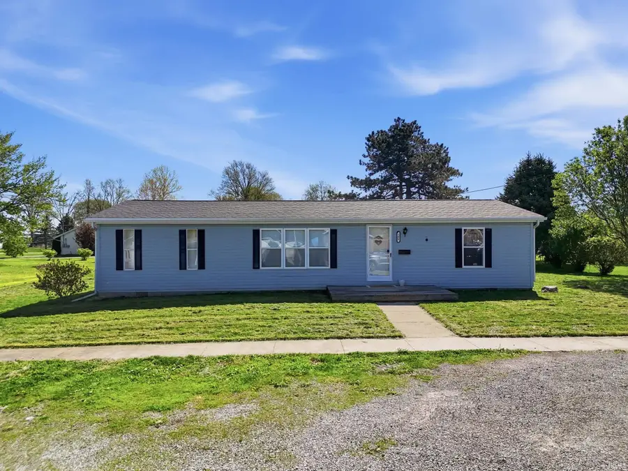 106 N Poplar Street, Silver Lake, IN 46982 - #2