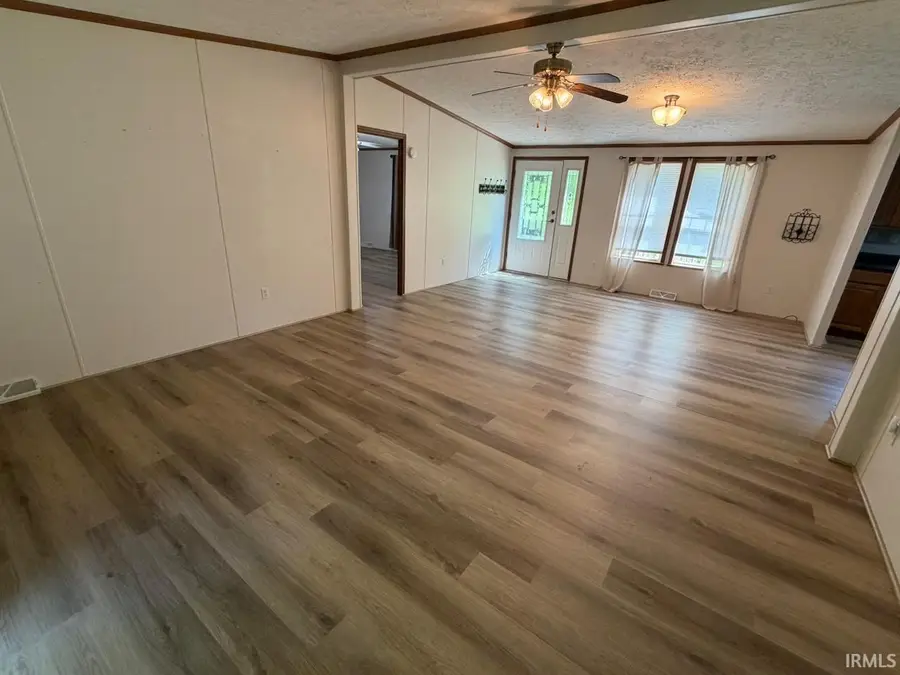 110 E Old Petersburg Road, Princeton, IN 47670 - #2