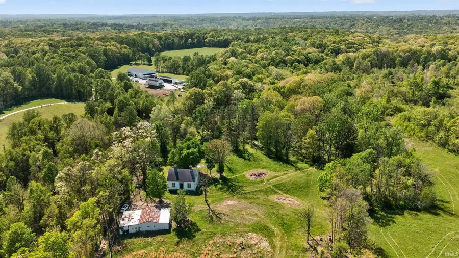 595 Sunny Acres Lane, Bedford, IN 47421 - #3