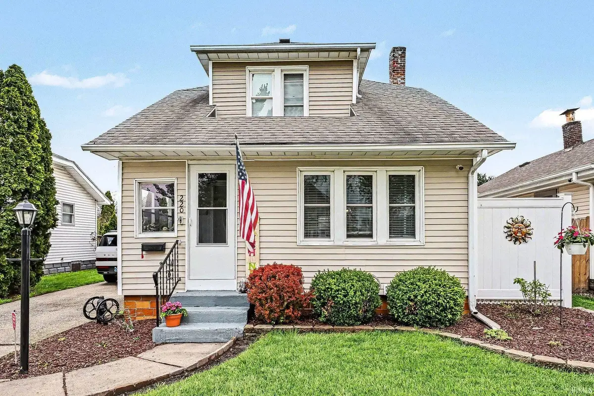 220 S Beiger Street, Mishawaka, IN 46544 - #1