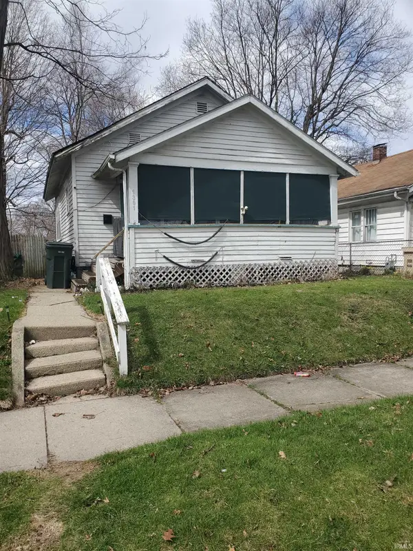 1301 N Brookfield Street, South Bend, IN 46628
