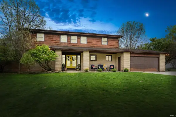 21348 Elkton Drive, South Bend, IN 46628