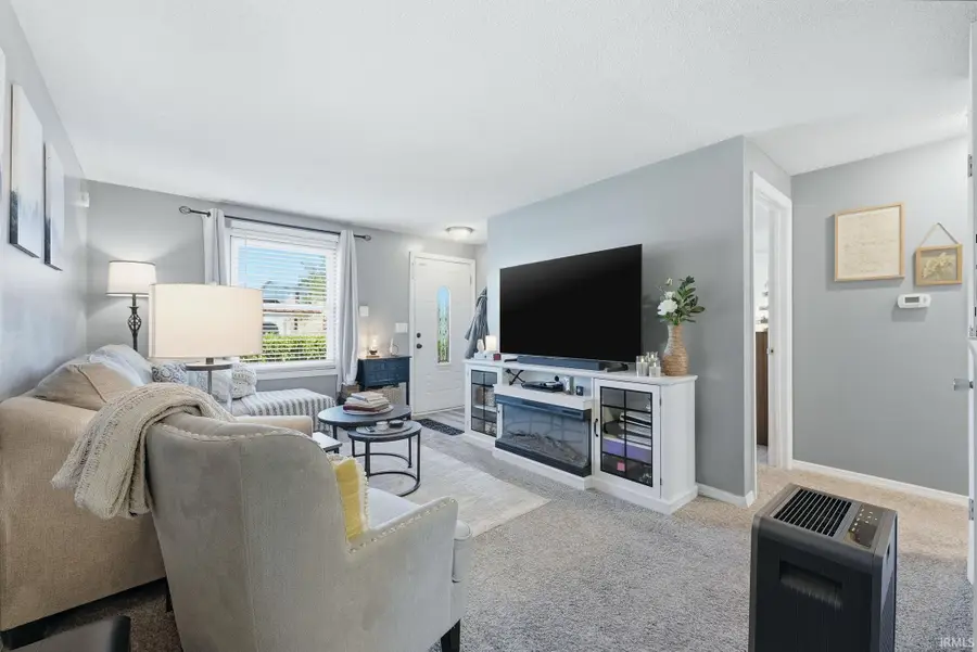 910 Aurora Knoll Lane, Fort Wayne, IN 46825 - #3