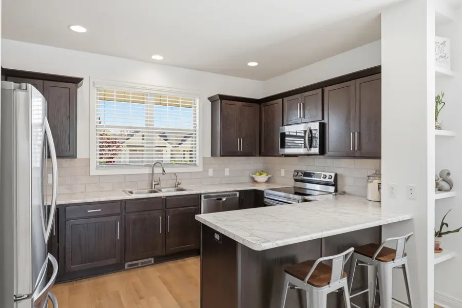 1775 Breckenridge Pass, Fort Wayne, IN 46845 - #3