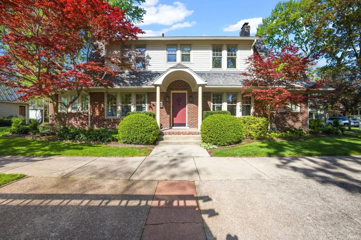 318 E Pokagon Street, South Bend, IN 46617 - #1