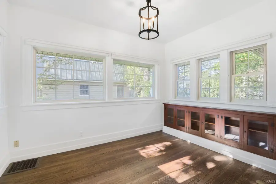 318 E Pokagon Street, South Bend, IN 46617 - #2