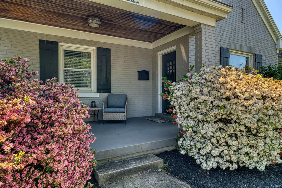 2313 E Chandler Avenue, Evansville, IN 47714 - #2