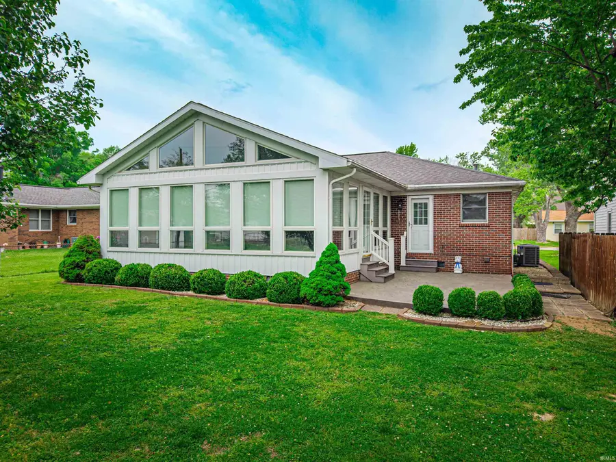 904 Sheffield Drive, Evansville, IN 47710 - #3