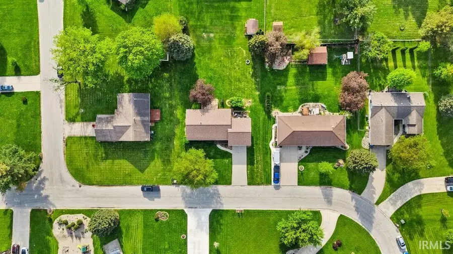 1804 E Springfield Drive, Warsaw, IN 46580 - #3