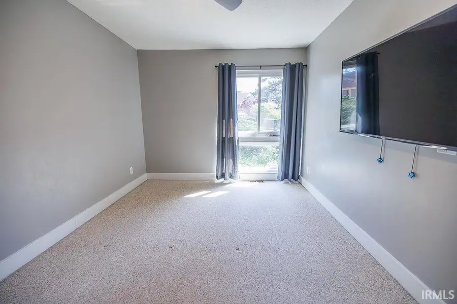 9405 S Pointe Lasalles Drive, Bloomington, IN 47401 - #3