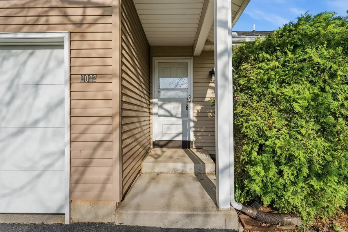 2022 Poppy Court, Mishawaka, IN 46544 - #1