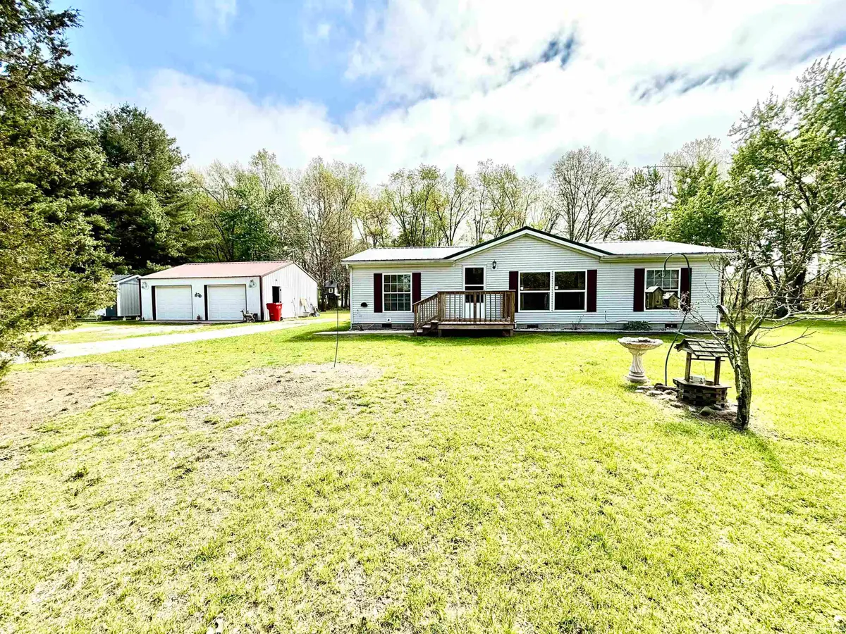7174 N 725 W, Winamac, IN 46996 - #1