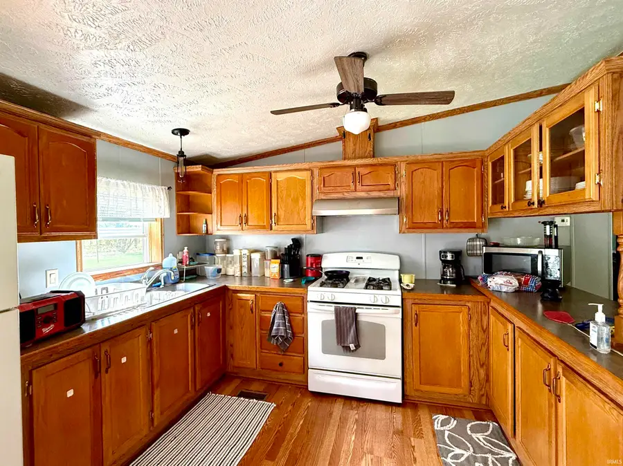 7174 N 725 W, Winamac, IN 46996 - #2