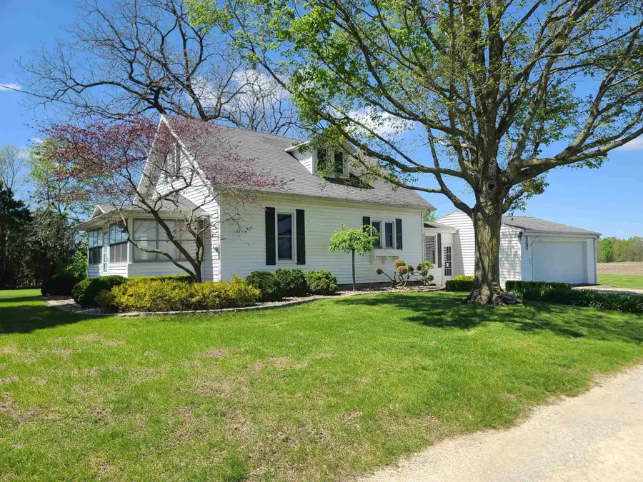 4616 W 100 N Road, Huntington, IN 46750 - #2