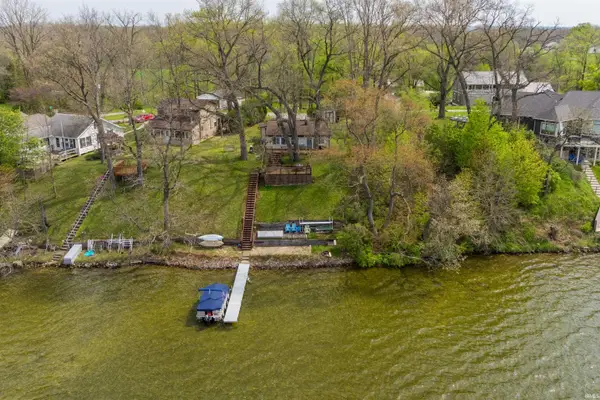 4590 S 930 Road, Wolcottville, IN 46795