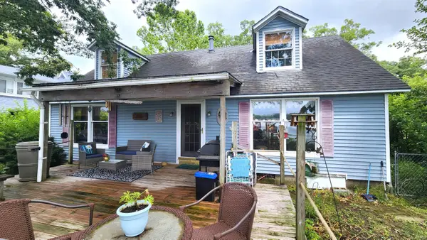 10959 E Tippecanoe Drive, Walkerton, IN 46574