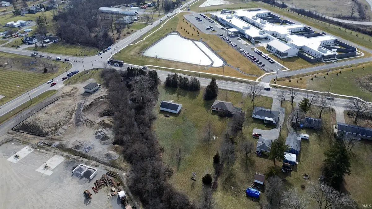 3878-3912 W Washington Center Road, Fort Wayne, IN 46818 - #1