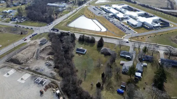 3878-3912 W Washington Center Road, Fort Wayne, IN 46818