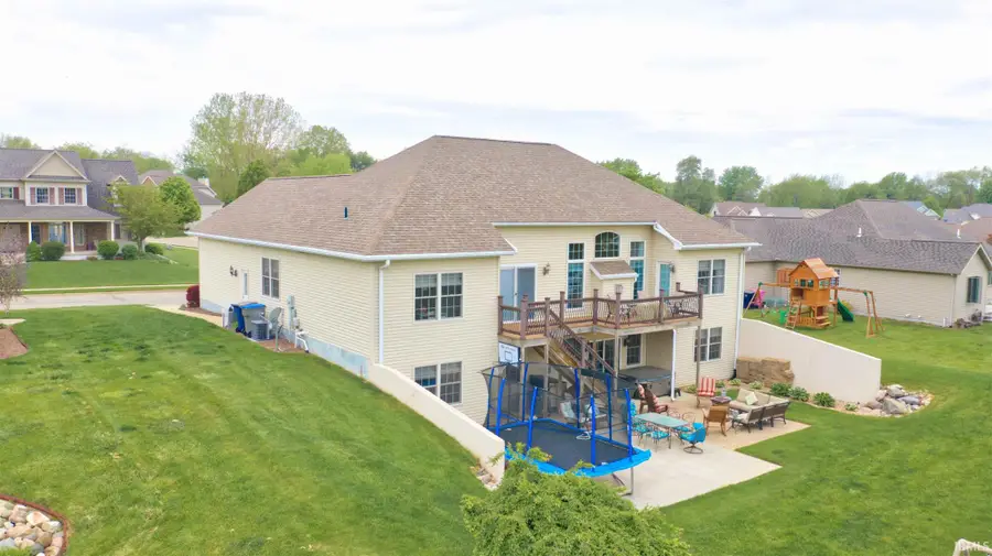 2072 Pheasant Ridge Drive, Warsaw, IN 46580 - #2