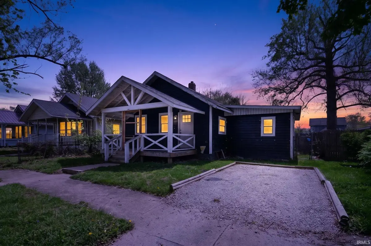 1617 W 3rd Street, Marion, IN 46952 - #1